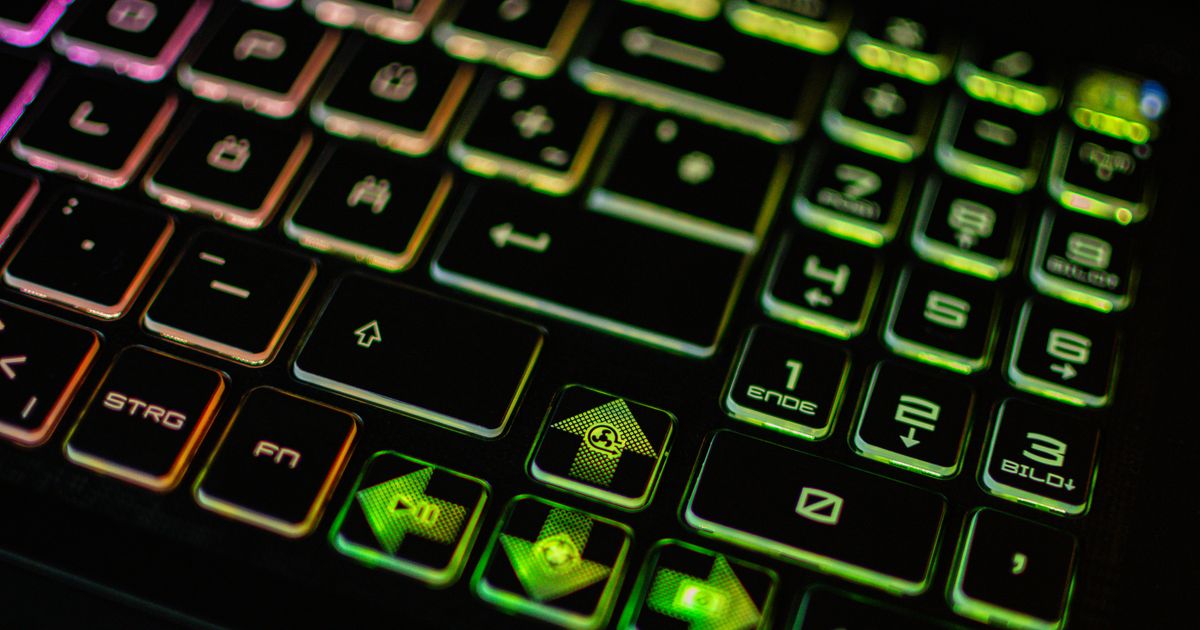ノートPCクーラー 比較のイメージ写真（ノートPCクーラーの比較で見落としやすい4つの後悔パターン）