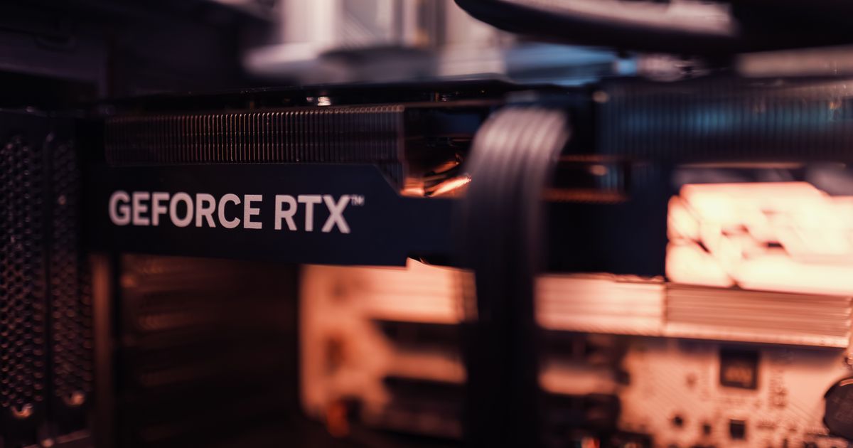 rtx5060ti ゲーミングpcのイメージ写真(ASUS公式仕様表3枚を並べた差分表)